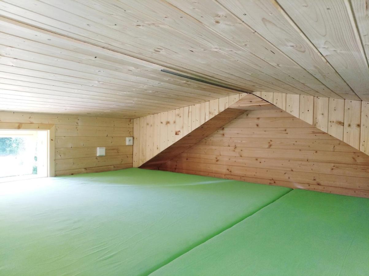 Celorocni Glamping V Pohodlnem Domecku Villa Vyprachtice Luaran gambar